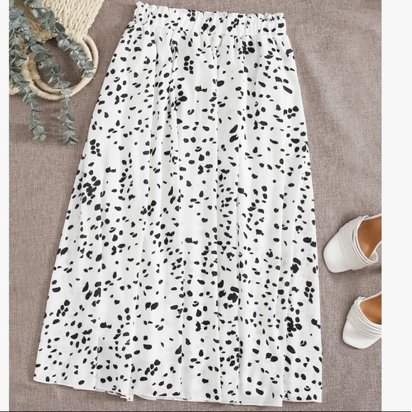 SHEIN Dresses & Skirts - Dalmatian Print Paperbag Waist Skirt